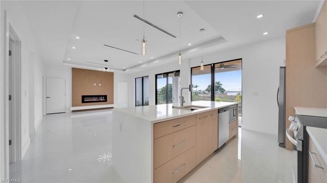 1506 NE 21st AVE, Cape Coral, FL 33909