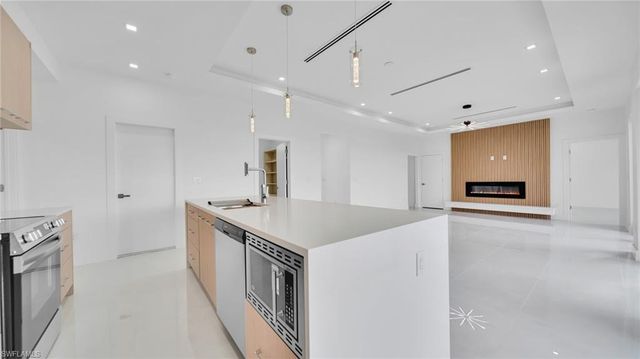 1506 NE 21st AVE, Cape Coral, FL 33909