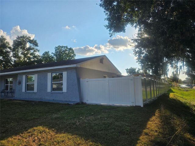 802 WINDSOR CIRCLE, Brandon, FL 33510