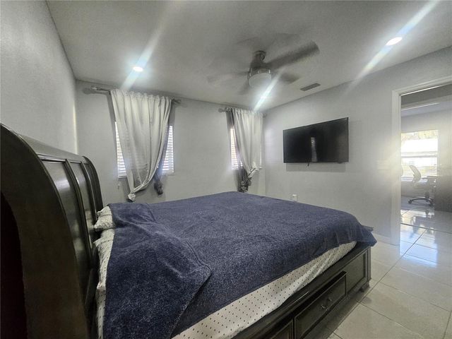 802 WINDSOR CIRCLE, Brandon, FL 33510