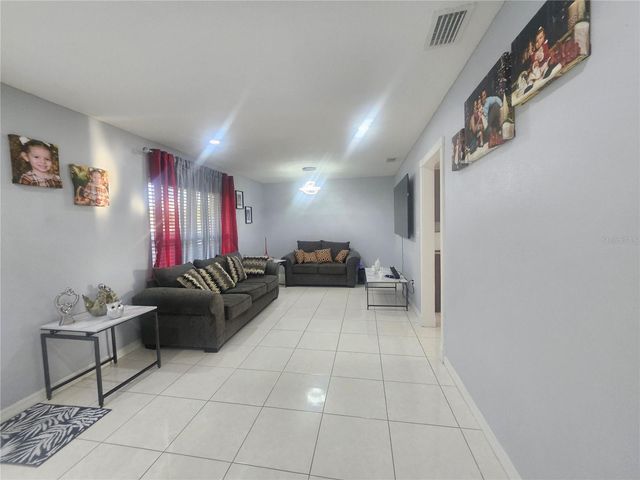 802 WINDSOR CIRCLE, Brandon, FL 33510