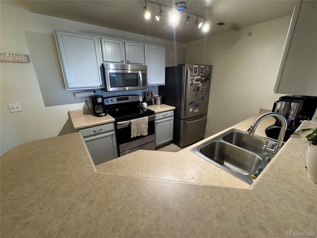 7440 S Blackhawk Street 12-304, Englewood, CO 80112