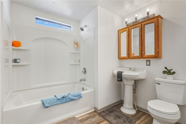 2038 Clearwater Drive, Bullhead City, AZ 86442