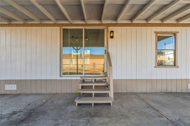 2038 Clearwater Drive, Bullhead City, AZ 86442