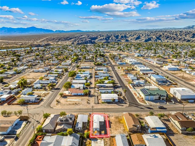 2038 Clearwater Drive, Bullhead City, AZ 86442