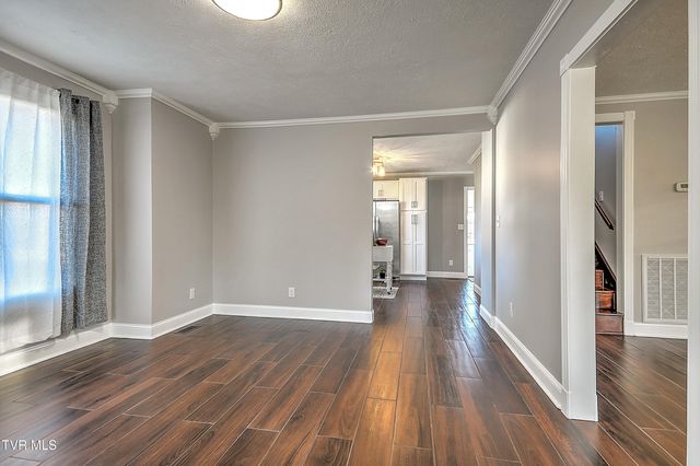 16106 Lee Highway, Bristol, VA 24202