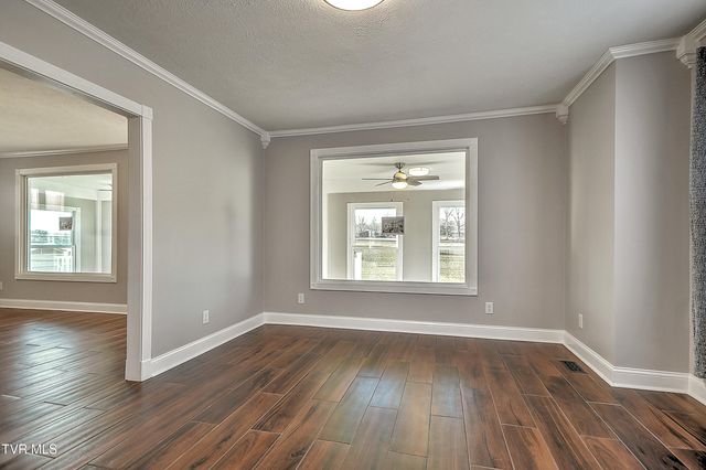 16106 Lee Highway, Bristol, VA 24202