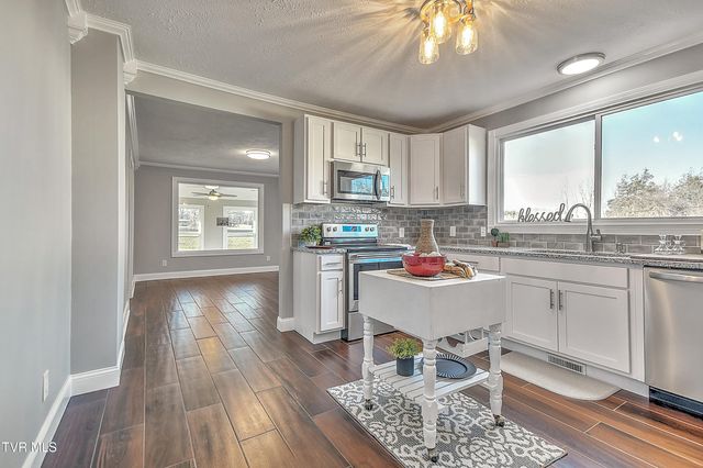 16106 Lee Highway, Bristol, VA 24202