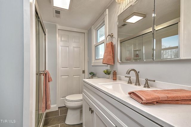 16106 Lee Highway, Bristol, VA 24202