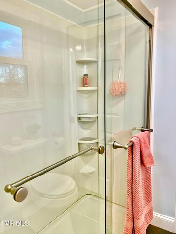 16106 Lee Highway, Bristol, VA 24202