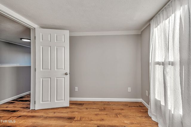 16106 Lee Highway, Bristol, VA 24202