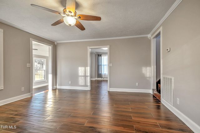 16106 Lee Highway, Bristol, VA 24202