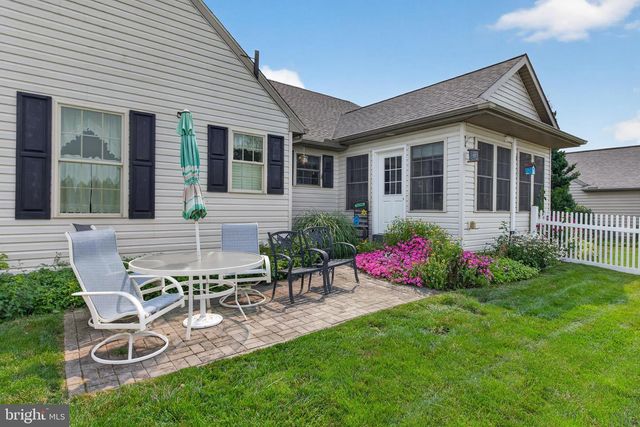 1417 EARL AVE, East Earl, PA 17519