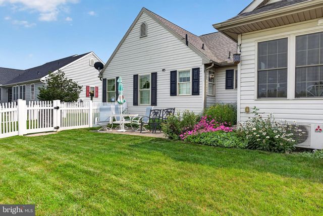 1417 EARL AVE, East Earl, PA 17519