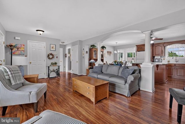 1417 EARL AVE, East Earl, PA 17519