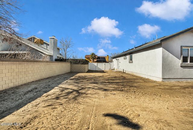 45060 Andale Avenue, Lancaster, CA 93535