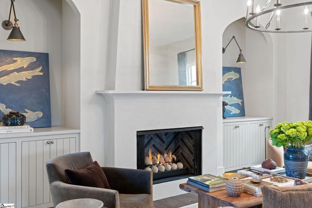 31 N Textile Avenue, Greenville, SC 29611