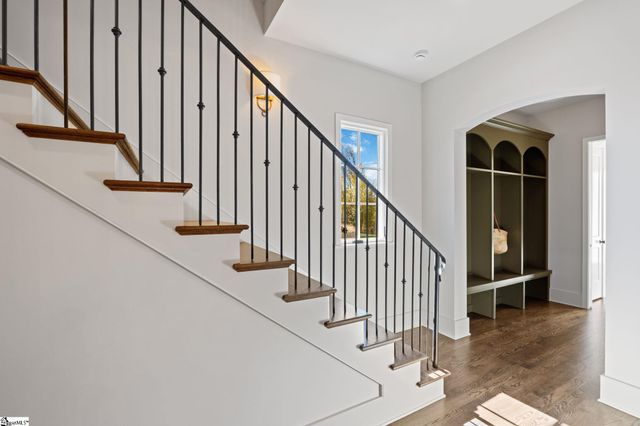 31 N Textile Avenue, Greenville, SC 29611