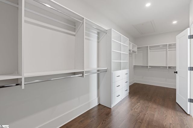 31 N Textile Avenue, Greenville, SC 29611