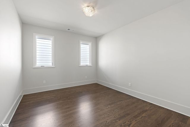 31 N Textile Avenue, Greenville, SC 29611