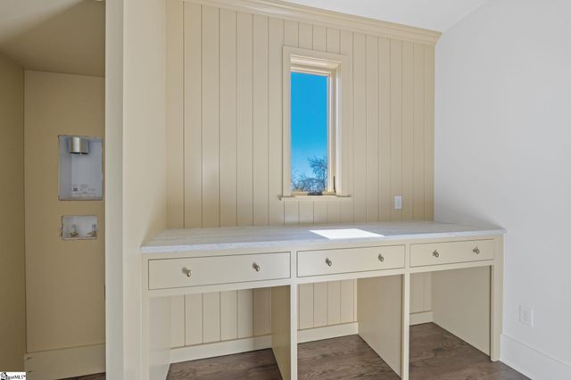 31 N Textile Avenue, Greenville, SC 29611