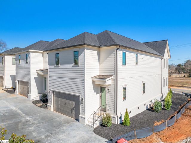 31 N Textile Avenue, Greenville, SC 29611