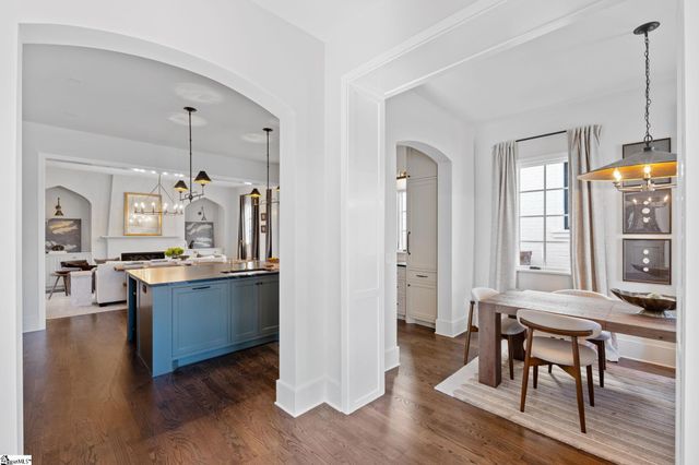 31 N Textile Avenue, Greenville, SC 29611