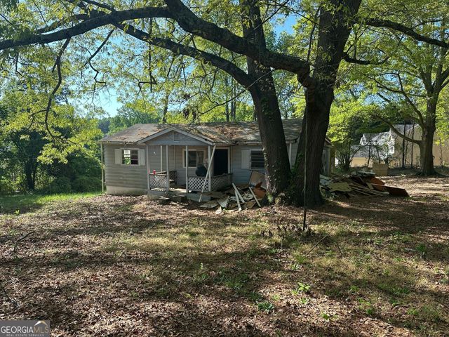 1099 Warren Drive, Riverdale, GA 30296