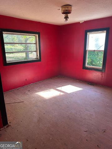 1099 Warren Drive, Riverdale, GA 30296