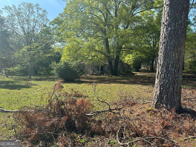 1099 Warren Drive, Riverdale, GA 30296