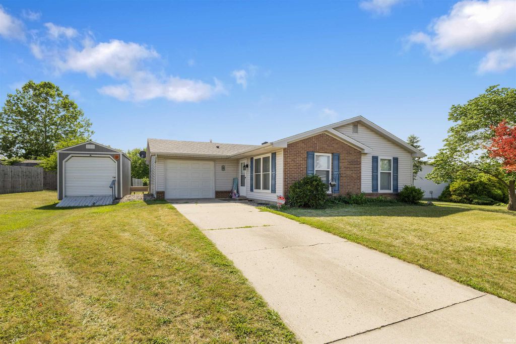704 Francis Street, Garrett, IN 46738