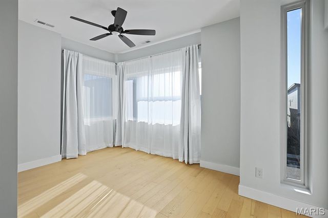 4427 Vista Avenue, St Louis, MO 63110