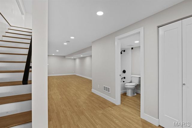 4427 Vista Avenue, St Louis, MO 63110