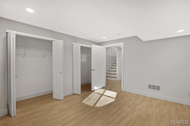 4427 Vista Avenue, St Louis, MO 63110