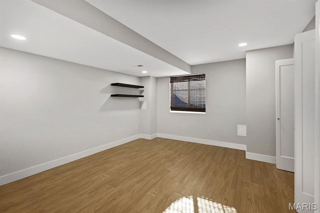 4427 Vista Avenue, St Louis, MO 63110