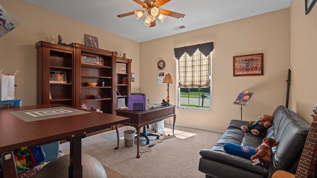 12385 Copper Lane, Huntley, IL 60142
