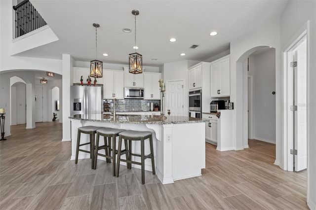 343 BLUE CYPRESS DRIVE, Groveland, FL 34736
