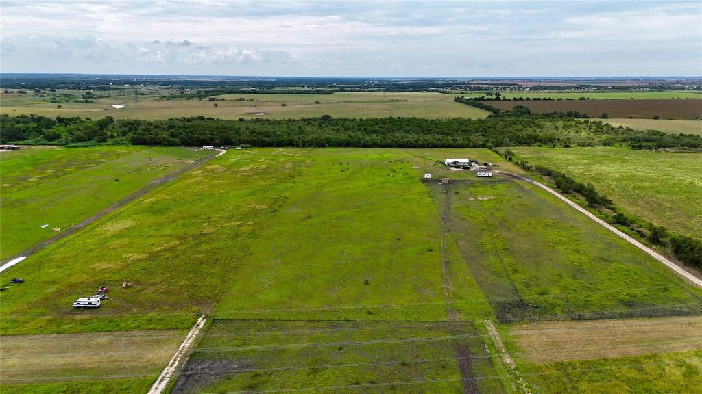1377 Scull RD, San Marcos, TX 78666