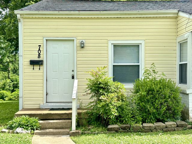 706 Woodmont Blvd, Clarksville, TN 37040