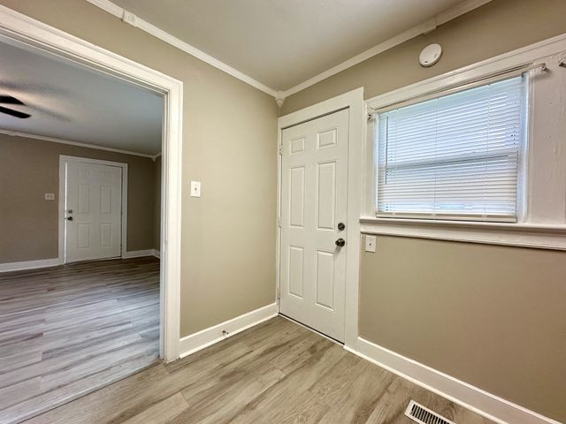 706 Woodmont Blvd, Clarksville, TN 37040