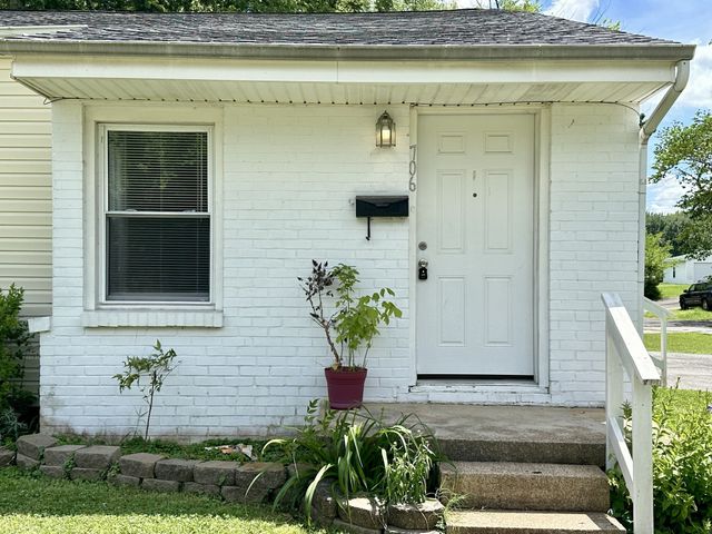 706 Woodmont Blvd, Clarksville, TN 37040