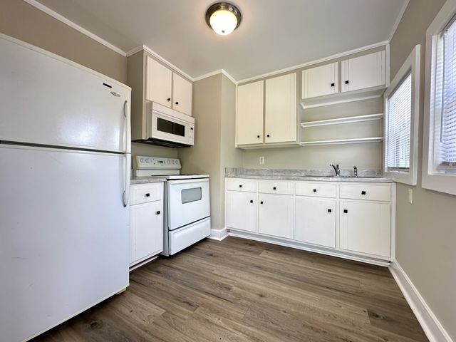 706 Woodmont Blvd, Clarksville, TN 37040