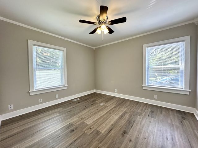 706 Woodmont Blvd, Clarksville, TN 37040