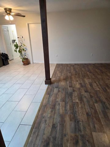 1803 S Garland Douglas Drive, Neosho, MO 64850