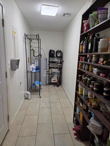 1803 S Garland Douglas Drive, Neosho, MO 64850