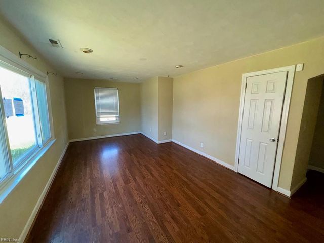 6618 Palem RD, Norfolk, VA 23513