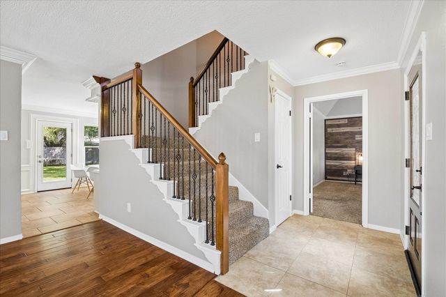 1205 Middlecreek Street, Friendswood, TX 77546