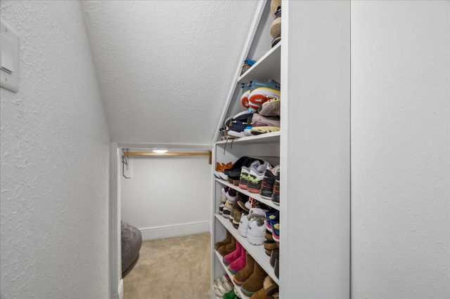 1205 Middlecreek Street, Friendswood, TX 77546