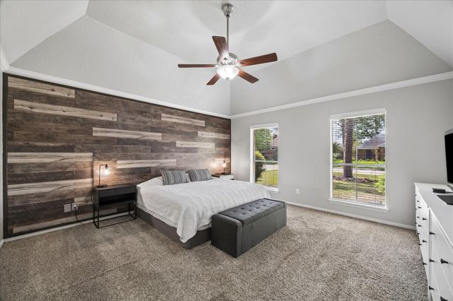 1205 Middlecreek Street, Friendswood, TX 77546