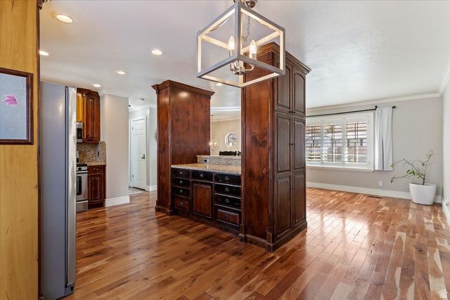 488 S 10 W, Farmington, UT 84025